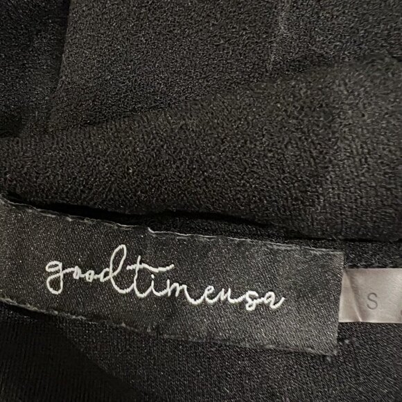 Good Time USA Romper Sz S Black One Feather Trimmed Sleeve Jumpsuit‎ Size Small - Picture 9 of 10